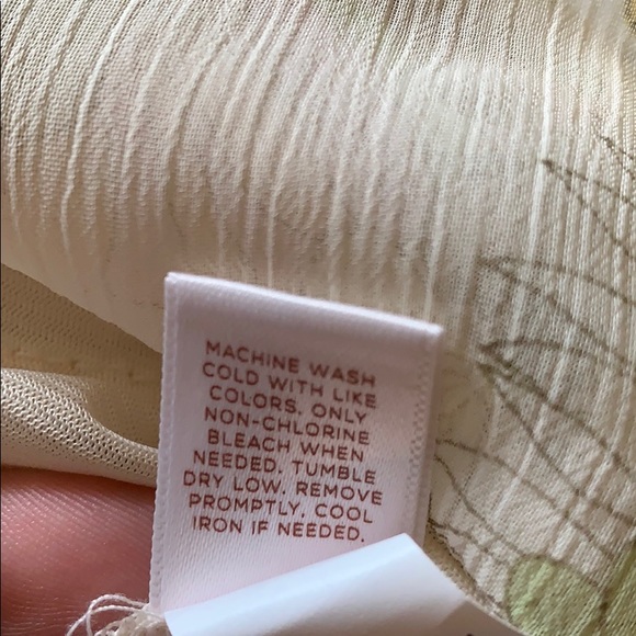 NWT Floral Lauren Conrad Blouse - Picture 5 of 6